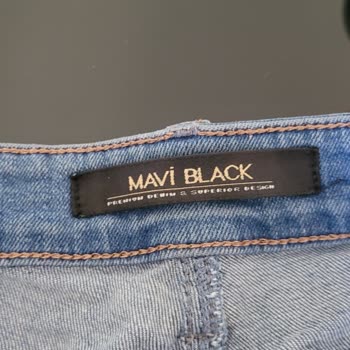 Mavi Jean Pantolon Geçmeyen Kırışıklıklar
