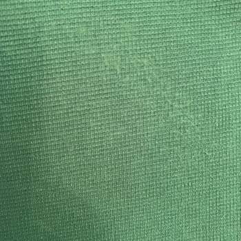 Lacoste İndirim Algısı Yaratarak Satış Yapmak Ve Ürün Sağlamlığı.