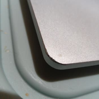 Acer Laptop Metal Alaşımlı Kasada Soyulmalar Meydana Geliyor