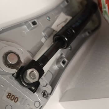 TOKİ Mutfak Dolabının Amortisörleri