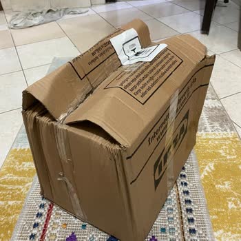 Aras Kargo Devrek Aras Kargosu Kargomu Ezilmiş Koli İle Gönderdi