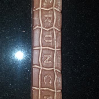 Nestle Crunch Pirinç Patlaklı Çikolata