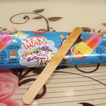 Algida Dondurma Sapındaki Leke Ve Koku