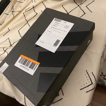 Adidas Kaliteli Diye Alıyoruz Ama Tam Bir Fiyasko!