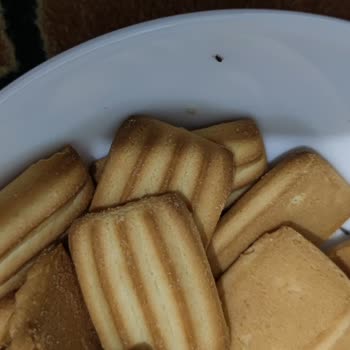 Eti Gıda Eti Cici Bebe Böcek Çıktı