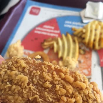 Konya Kule Site Popeyes Kıllı Ürünler Satıyor!