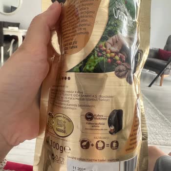 Nescafe Gold Granül Kahvenin İçi Nemlenmiş Gibi