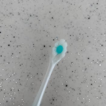 Colgate Diş Fırçası Kılları Koptu