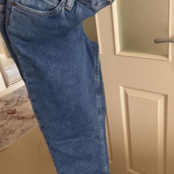 Calvin Klein'in Kullanılmış Ürün Göndermesi