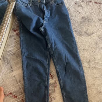 Calvin Klein'in Kullanılmış Ürün Göndermesi