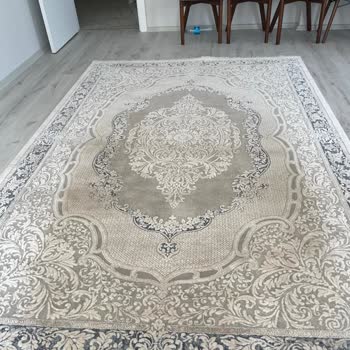 Bahariye Halı Kendi Kendine Sarardı