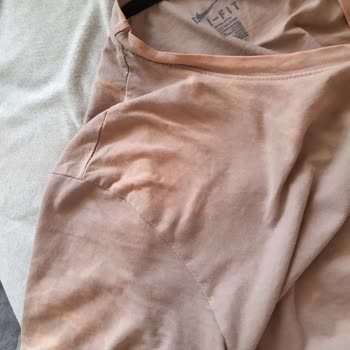 Perwoll Kırmızı Renkli Deterjan Mağduriyeti