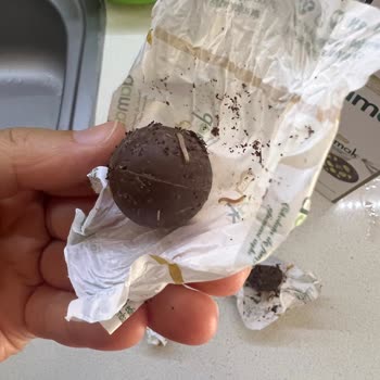 Migros'tan Aldığım Çikolata Kurt Kaynıyor
