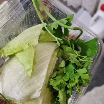 Komagene Çiğköfte Yeşillikleri Çürük