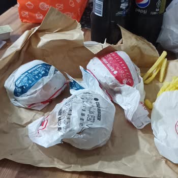 Saloon Burger Eksik Ürün Gönderilmesi
