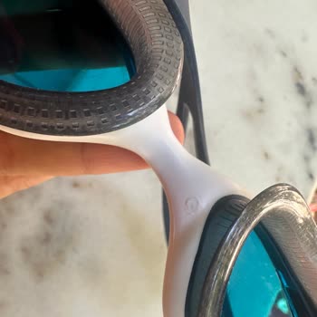 Speedo Hatalı Defolu Ürün