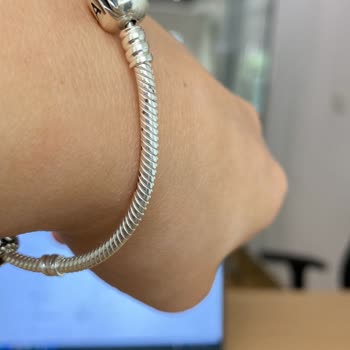 Pandora Mücevher Emaar Şube Çalışan Tavırları Ve Ürün Hatası