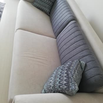 Bellona Koltuk Takımı Oturma Yerlerinde Problem Var