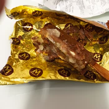 A101 Şekerlenmiş Ve Parçalanmış Dondurma