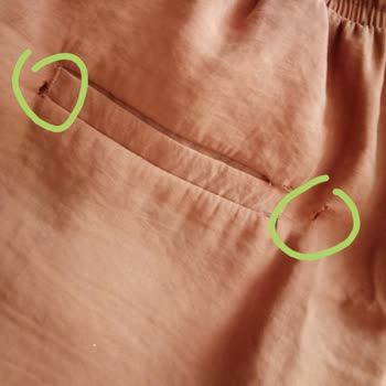 Koton'dan İki Pantolon Aldım İkisi De Sökük