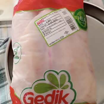 Gedik Piliç Tarihi Geçmiş Bozuk Tavuk