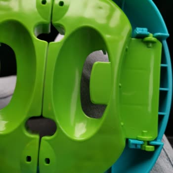Ebebek Baby Plus Portatif Tuvalet Kırıldı