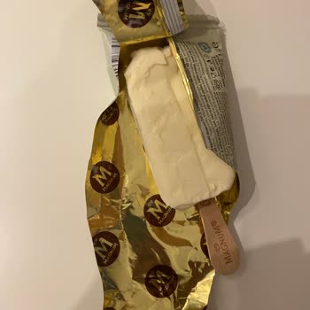 Magnum Beyaz Çikolatasız Parçacık