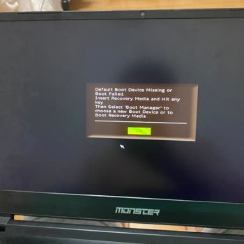 Monster Notebook Mavi Ekran Verip Bios Ekranına Attı