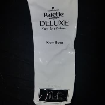 Palette 10.1 Ashy Blond Color Hair Dye Gave Blisters and Injuries