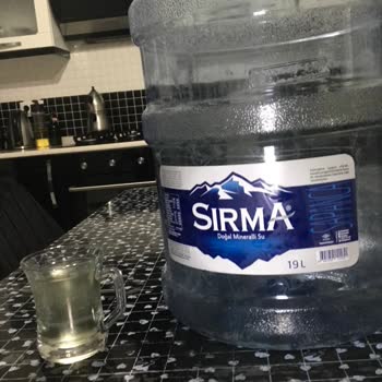 Sırma Damacana Yeşil Renkli Su