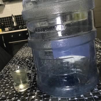 Sırma Damacana Yeşil Renkli Su