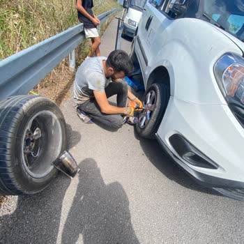 Kuzey Marmara Otoyolu'nda Lastik Patlaması!