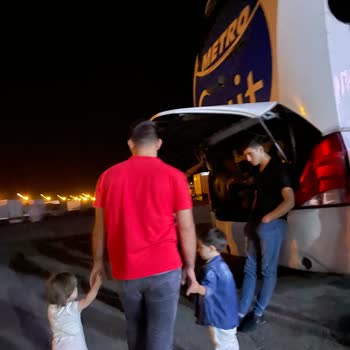 Metro Turizm Araç Arızası Sebebi İle Yolda 4 5 Saat Mahsur Bırakılmak
