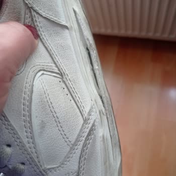 Stradivarius Alınan Ayakkabının 10 Günde Deforme Olması