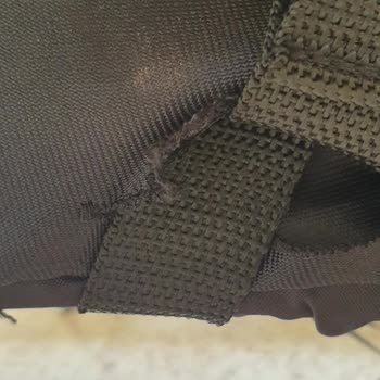 Pierre Cardin Çocuk Bebek Arabası Kumaşı Yırtıldı