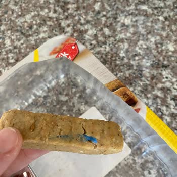 Erpiliç Marka Parmak Köfte İçinde Çıkan Cisim