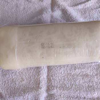 Çağlak Süt Ürünleri Kaşar Peynirinde Gözenekler Oluştu Aynı Zamanda Paketi Şişti