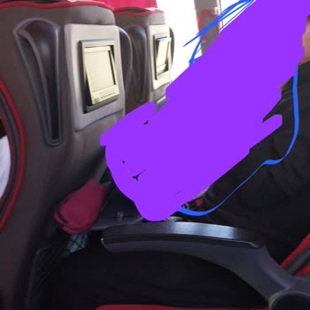 Metro Turizm Sıkışık Koltuklar, Komik Çözümler Şikayet Etmemi İsteyen Muavin Bey