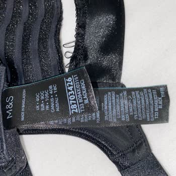 Marks And Spencer İlk Yıkamada Ürün Hata Oluştu