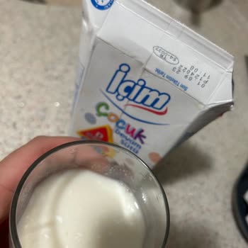 İçim Devam Sütü Bozuk Kutudan Bozuk Çıktı