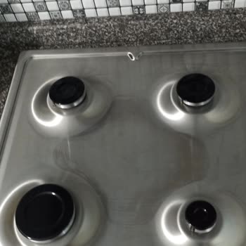 Bosch İnox Ankastre Fırın Pişirmiyor Ocak Lekeleri Çıkmıyor İade İstiyorum