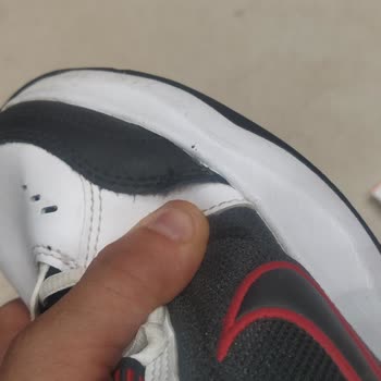 FLO Ayakkabı FLO Nike Ayakkabımın Değişimini İstiyorum