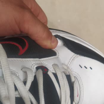FLO Ayakkabı FLO Nike Ayakkabımın Değişimini İstiyorum