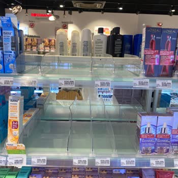 Rossmann Edremit Novada İlgisizlik Ve Ürün Azlığı