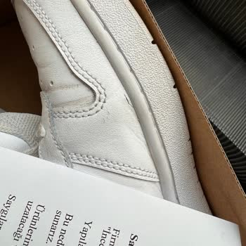 In Street Den Aldığım Nike Marka Ayakkabının Kullanıcı Hatası Diye