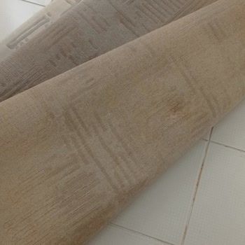 Festival Halı Altın İpinin Rengi Üstüne Sapsarı Geçti