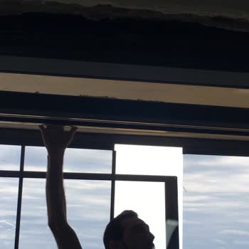 Pimapen'in İlgisizliği Ve Mağdur Bırakması