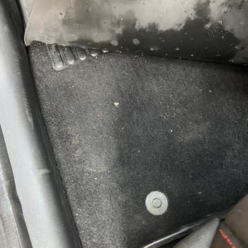 Carwax Araca Su Tutup Vermişler