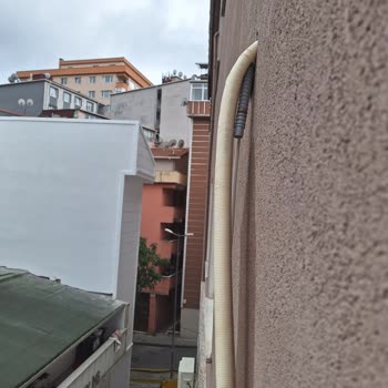 Arçelik Klima Montaj İnanılmaz Derecede Kötü Ve Özensiz