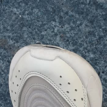 Sneaks Up Ayakkabım Da Açılma